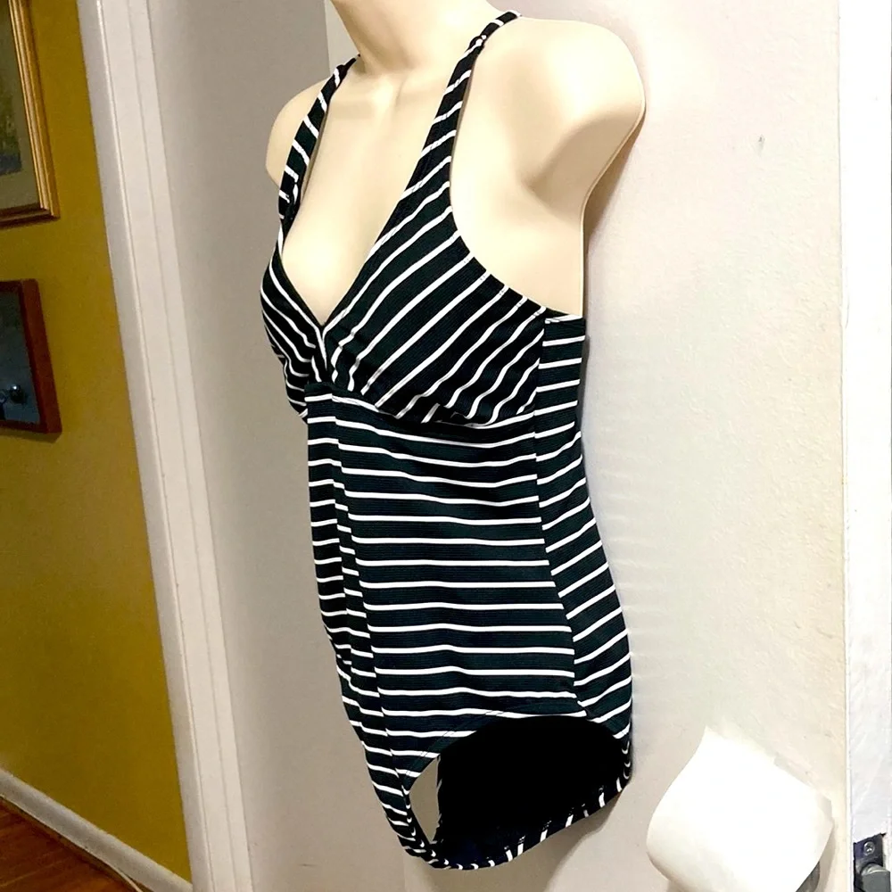 CATALINA Black White Stripe One Piece Swimsuit Womens Medium 8 10